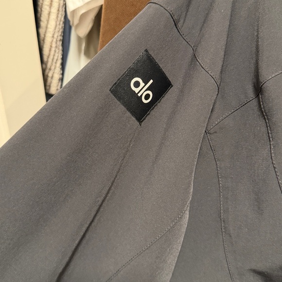 ALO Yoga Clubhouse Black Women's Jacket - Picture 6 of 6